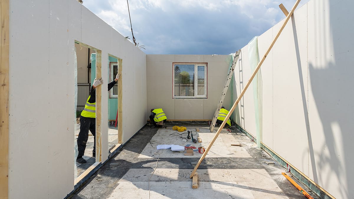 MgO-Sheathing-Board-Installation